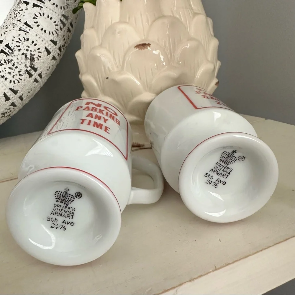 Vintage Royal Arnart 5th Avenue Pedestal Coffee Cups Mugs Ceramic Car Humor MCM